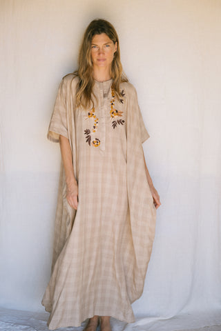 Check trousers  • Relaxed cuffed silhouette image 9