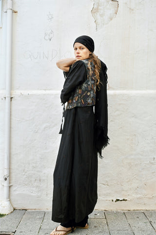 The Elpelut Wrap  • Delicate handcrafted embroidery image 11