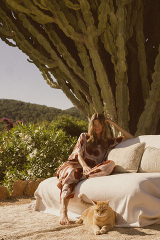 Seventies Robe Élégance | Luxury 100% Silk Dress image 0