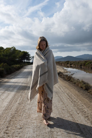 SCARF  •  WOOL  •  BLANKET image 3