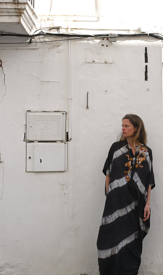 The Elpelut Silk Dress • Handcrafted slow luxury in pure image 3